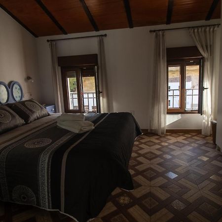 Casa Aveda Villa Setenil de las Bodegas Kültér fotó